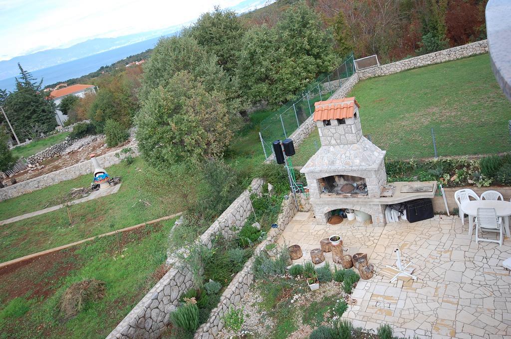 Apartments Nency By El-Pi Tours Malinska Dış mekan fotoğraf